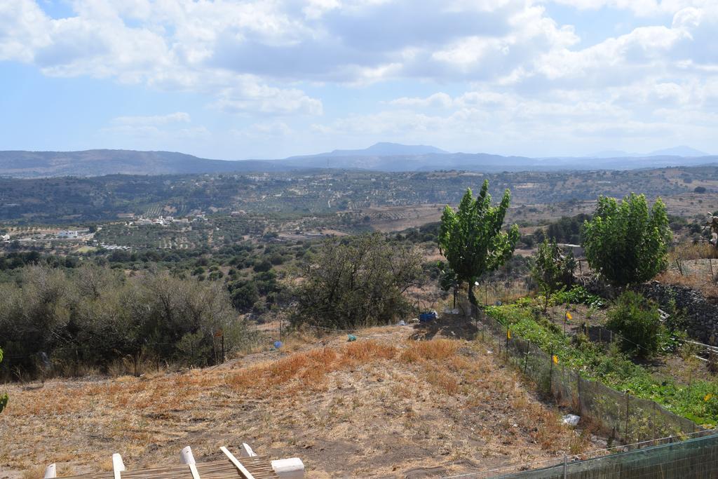 Traditional Stonebuilt Villa Leonanto, Only 5 Km From A Sandy Beach Kastellos Exterior photo